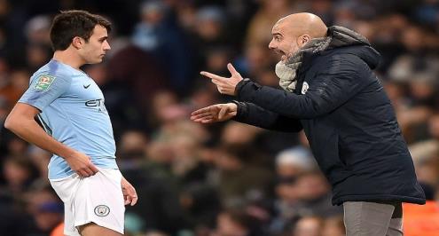 "مقابل ضعيف".. تقارير: برشلونة قدم العرض الأول لسيتي لضم جارسيا